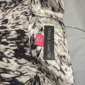 Frank camuto sleeveless  top